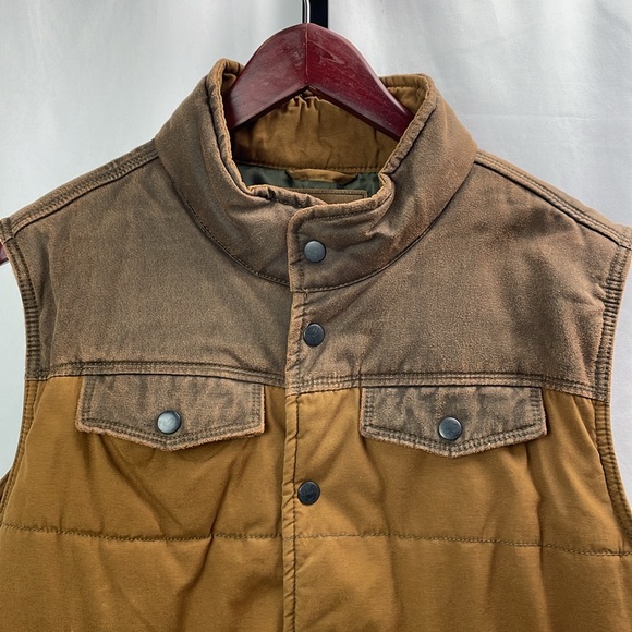 Clear Water Outfitters Men’s Brown Utility Quilted Vest, Size Large - Picture 2 of 11